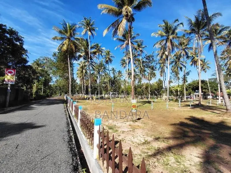 Mellawagedara Road Facing Project