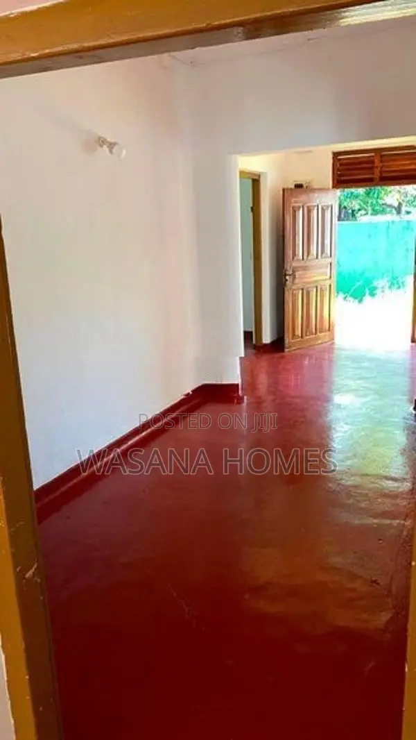 Ideal House with Land Boralasgamuwa