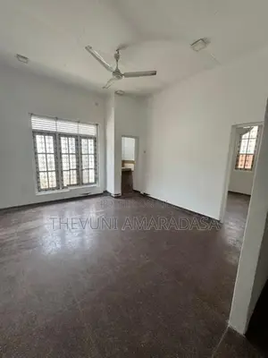 Commercial Property for Rent in Colombo 04