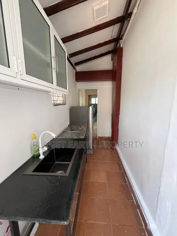 One bedroom studio Annex for rent at Lion city