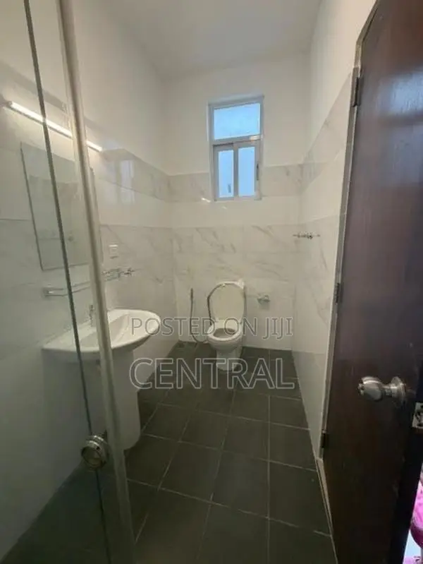 Apartment for Sale in Barrington Tower, Dehiwala (C7-10444)