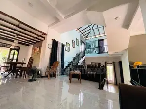 Modern House with Nice View. Elpitiya