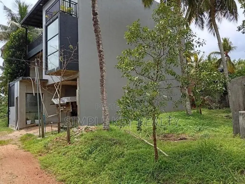 Kottawa 7 Perched Valuable Land for Sale