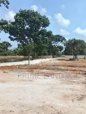 River Face Residential Land for Sale in Nawala