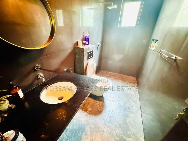 Modern Architect-Designed House for Sale in Rajagiriya