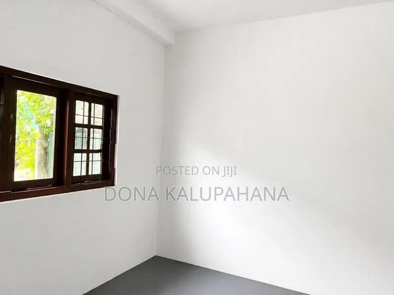 2 Houses for sale on Delgoda