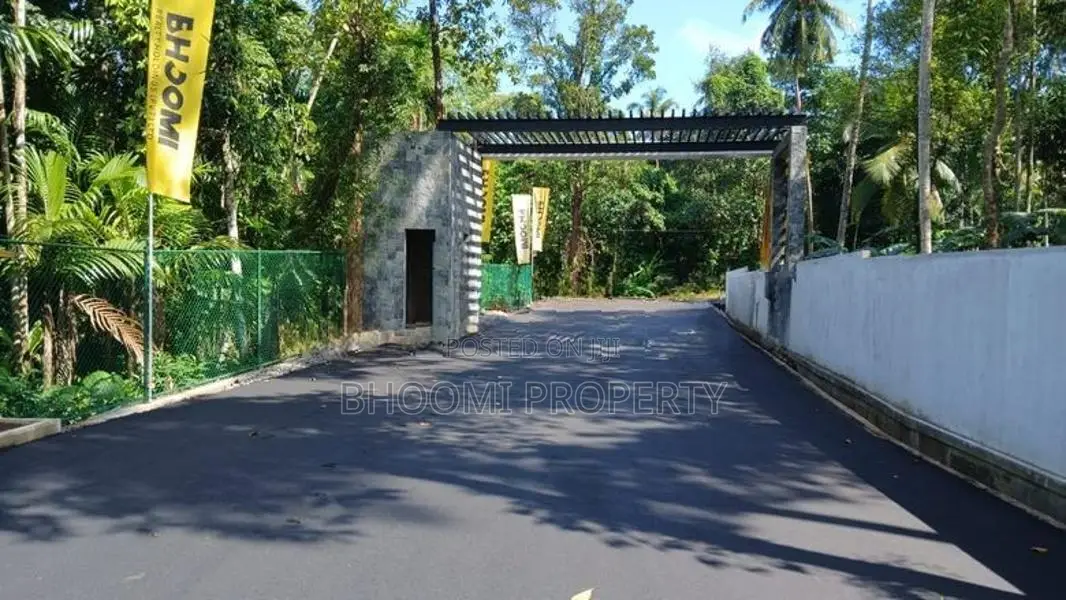Kirillawala Valuable Land for Sale