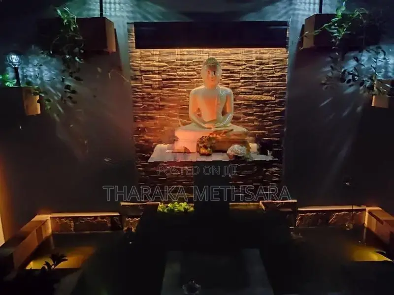 Modern House with Nice View. Elpitiya