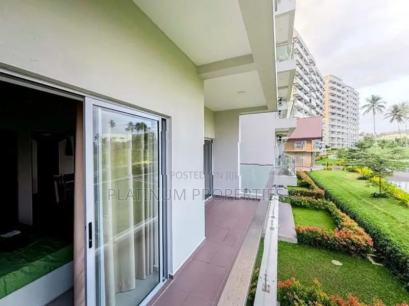 Luxury Furnished Golf 2BR Apartment For Sale In Canterbury Piliyandala