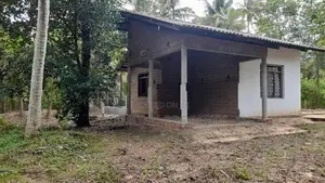Binggiriya Land with House Sale
