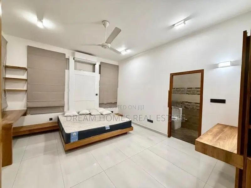 Beautiful House with Paddy Field View – Pannipitiya