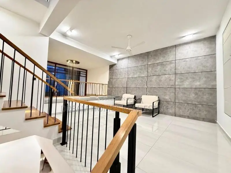 Luxury House for Sale in Pannipitiya