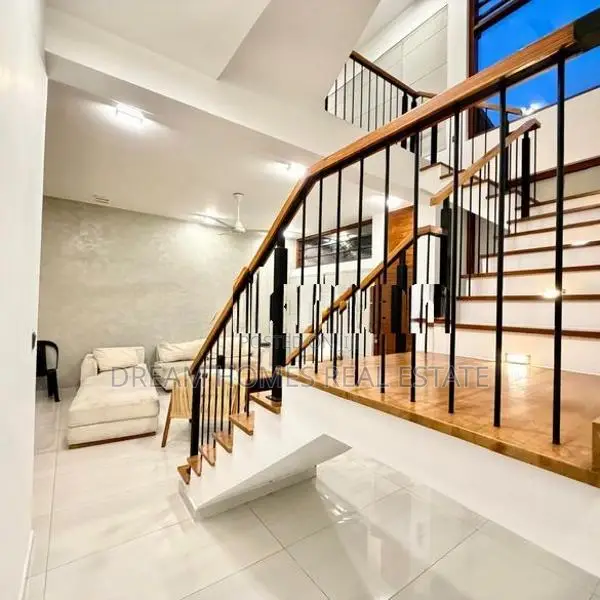 Luxury House for Sale in Pannipitiya