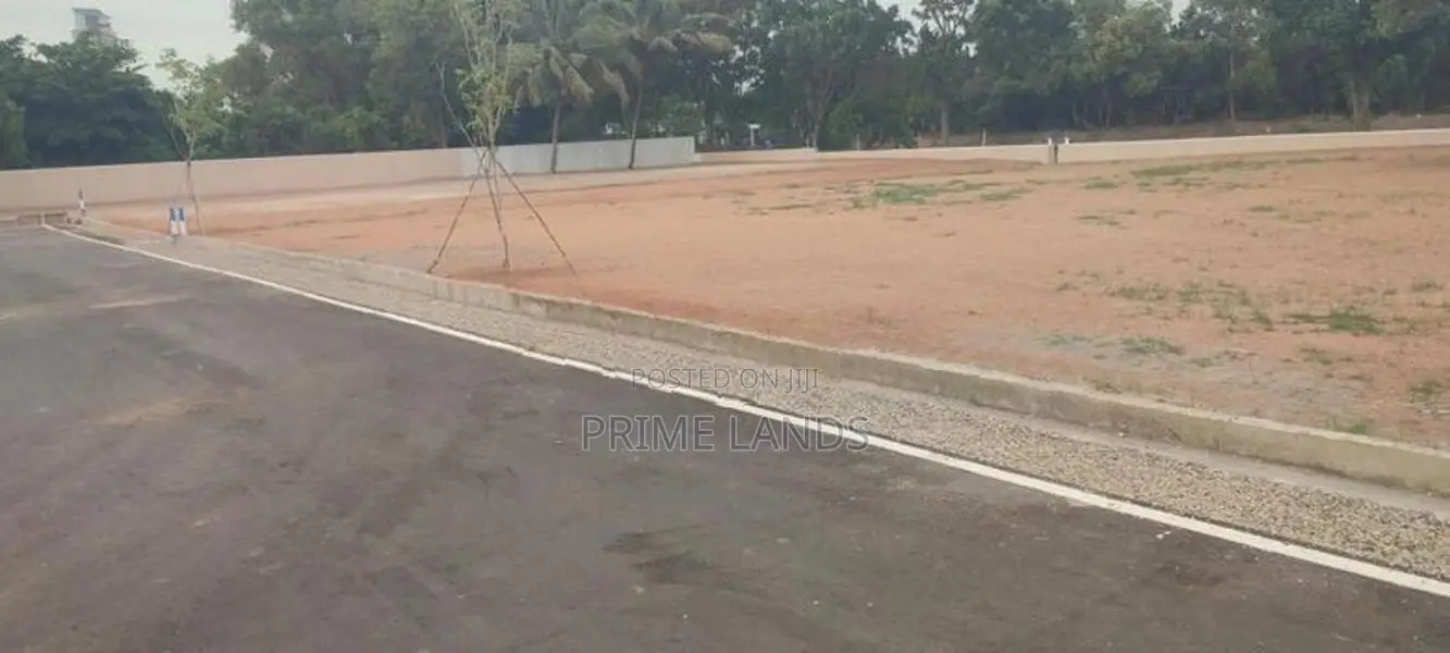 River Face Residential Land for Sale in Nawala