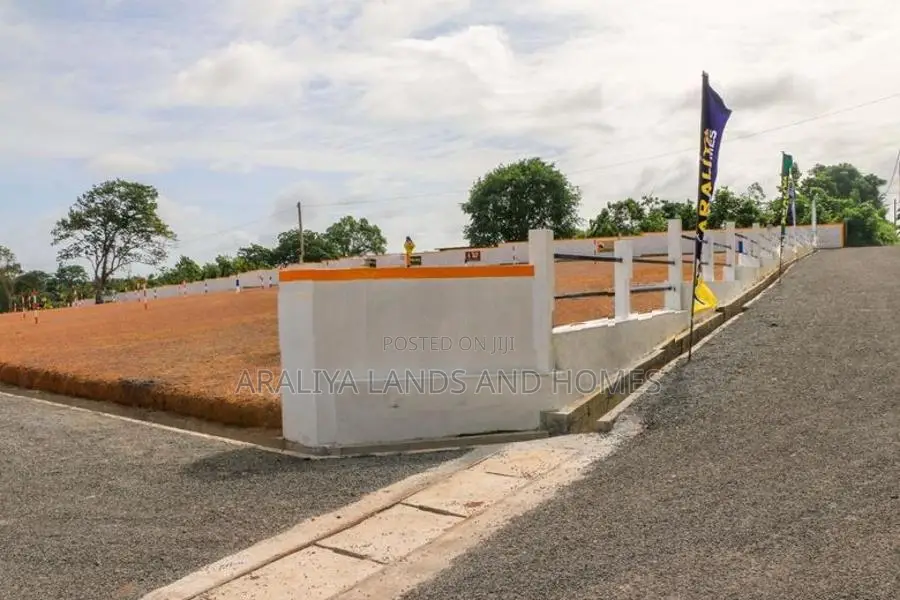 Land for Sale in Kesbewa - Kindelpitiya