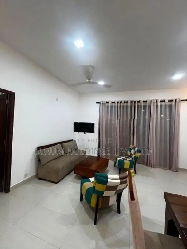Luxury Apartment for Rent in Melbourne Heights Colombo 04 [ 2252 C ]