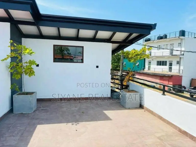 New House For Sale in Athurugiriya