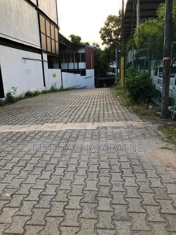 Land for Sale in Pepiliyana With Semi-Completed House