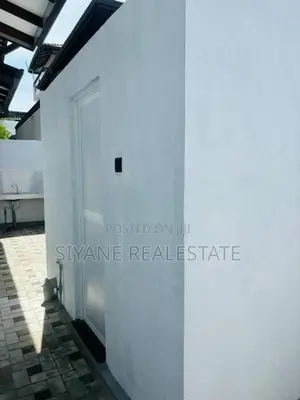 New House For Sale in Athurugiriya