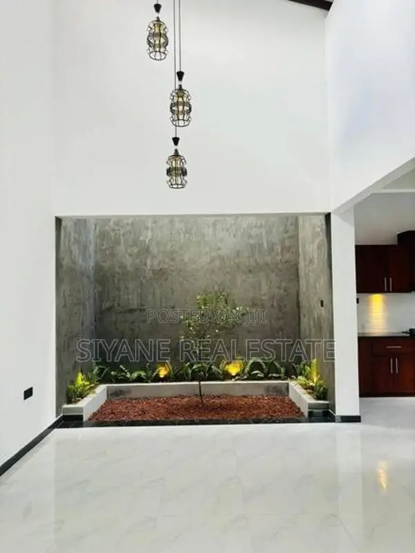 New House For Sale in Athurugiriya
