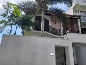 Two Rooms with Shared Attached Bathroom for Rent Mount Lavinia