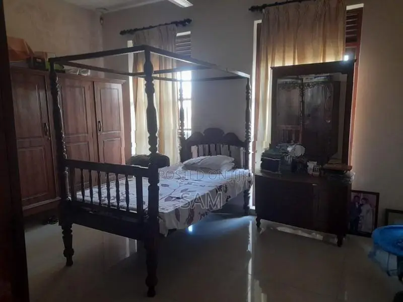 Two Rooms with Shared Attached Bathroom for Rent Mount Lavinia