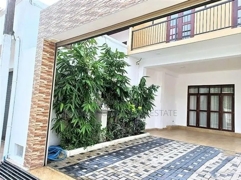 Spacious 6 Bedroom House for Sale – Maharagama
