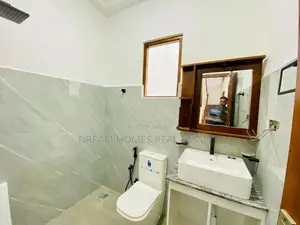 Modern Family Home for Sale Near Thalawathugoda