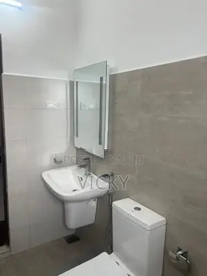 3 Bedroom Apartment with Servant Room for Short Term Dehiwala