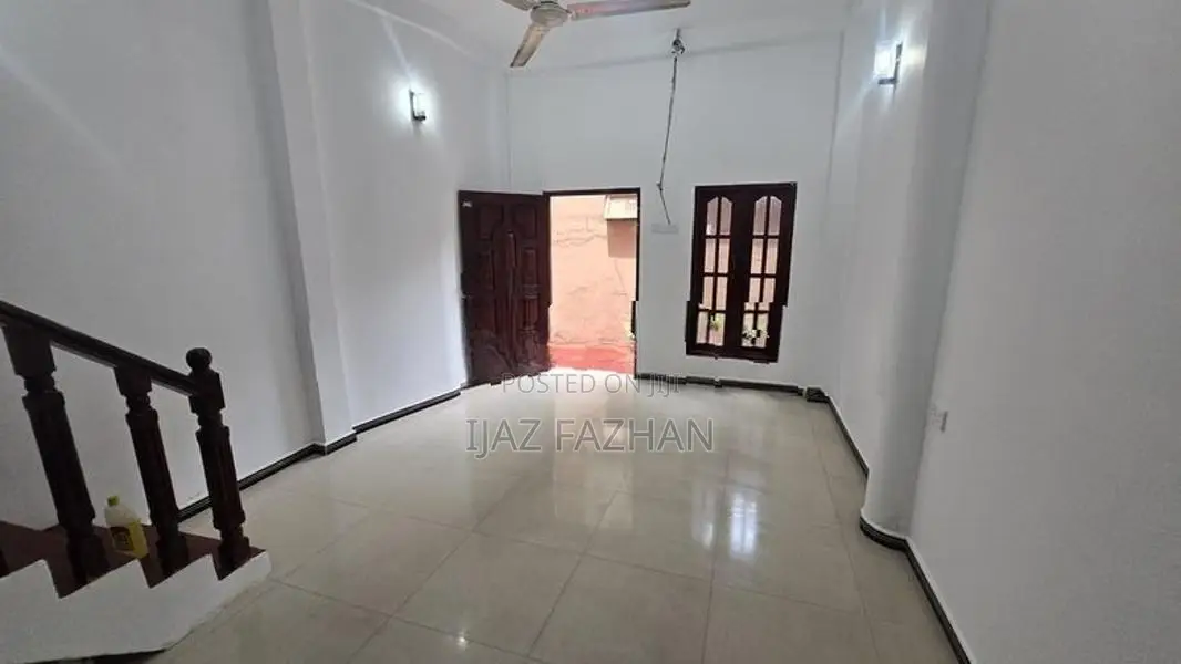 3 Storey House for Sale in Colombo 15