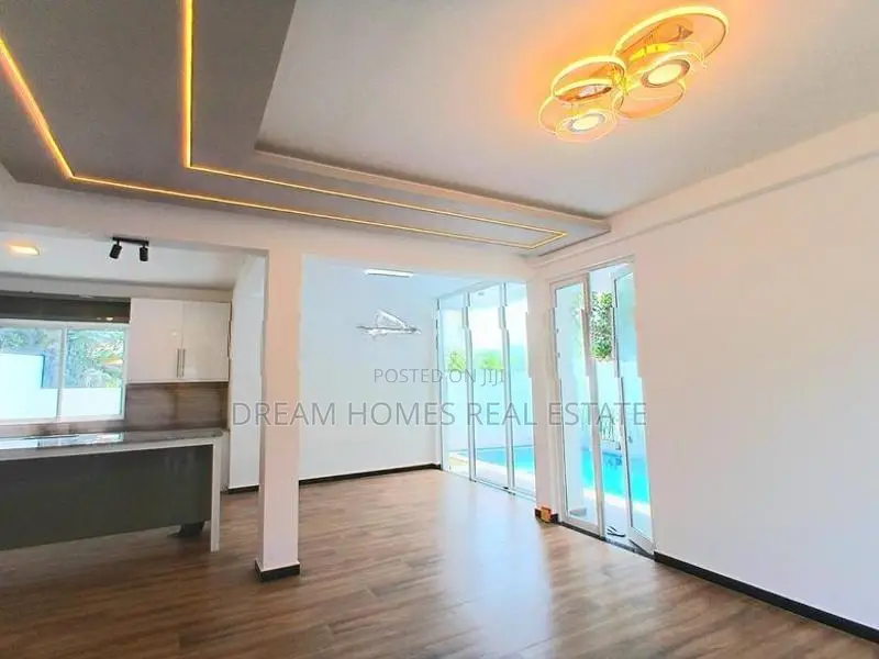 5BR Luxury House for Sale – Piliyandala Town