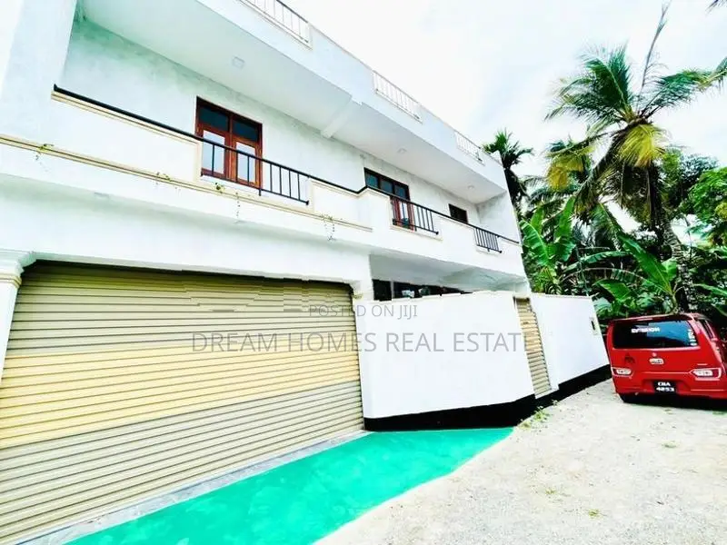 Brand New House for Sale Piliyandala