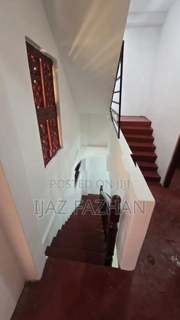 3 Storey House for Sale in Colombo 15