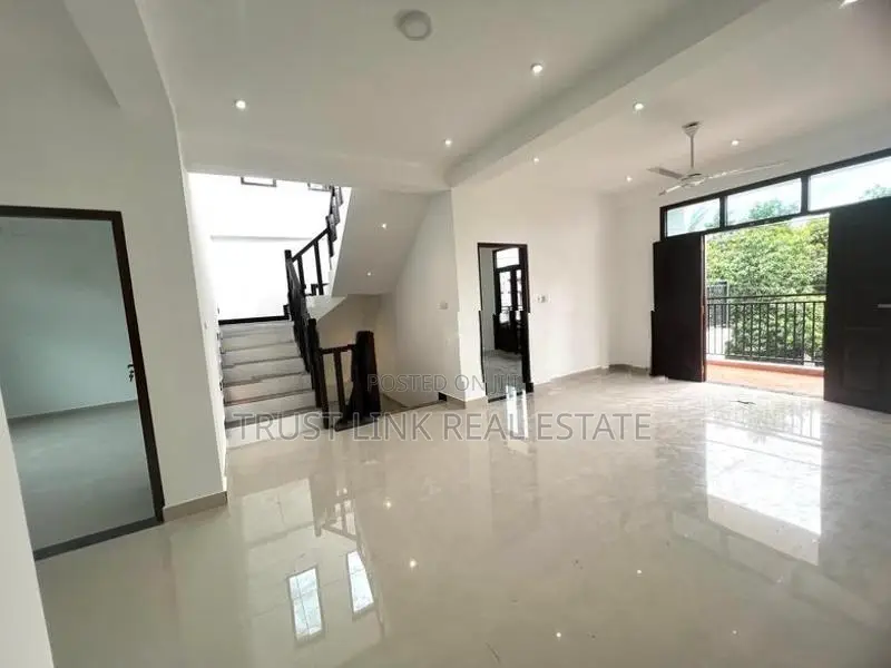 3 Story Brand New House For Sale In Kandana