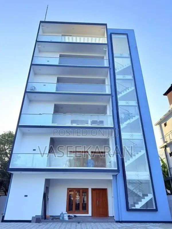 5-Storey Modern Building for Rent