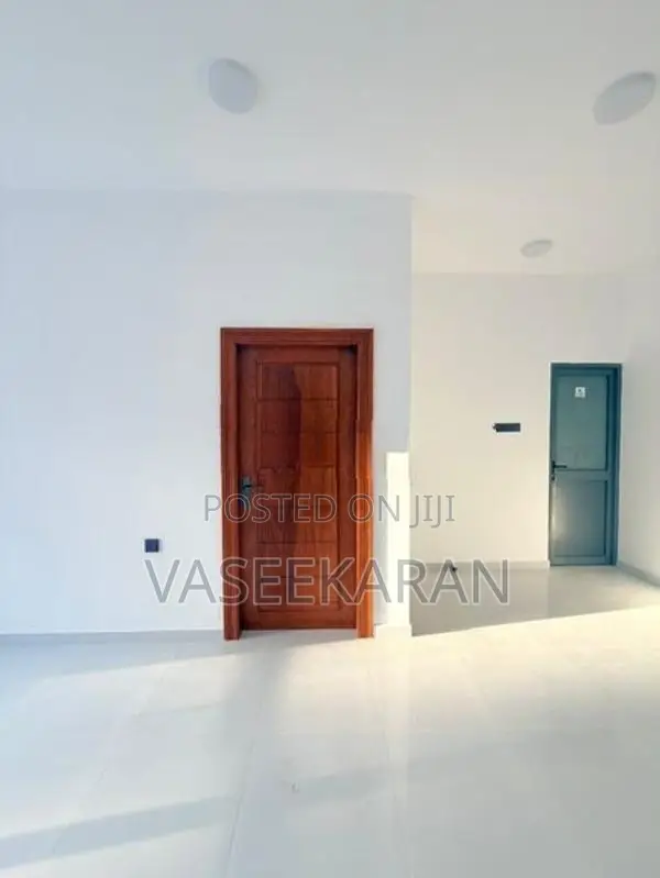 5-Storey Modern Building for Rent