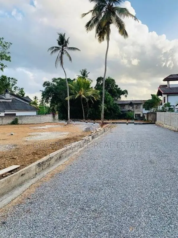 Best Land for Sale in Gampaha Yakkala | Near to Kandy Road 500 M
