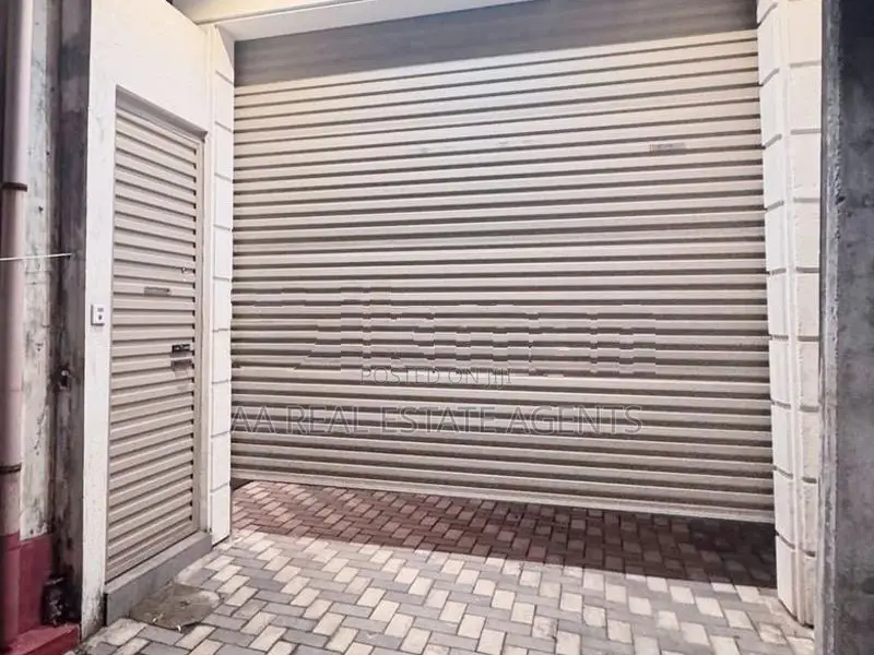 Single Storey House for Sale in Wellampitiya
