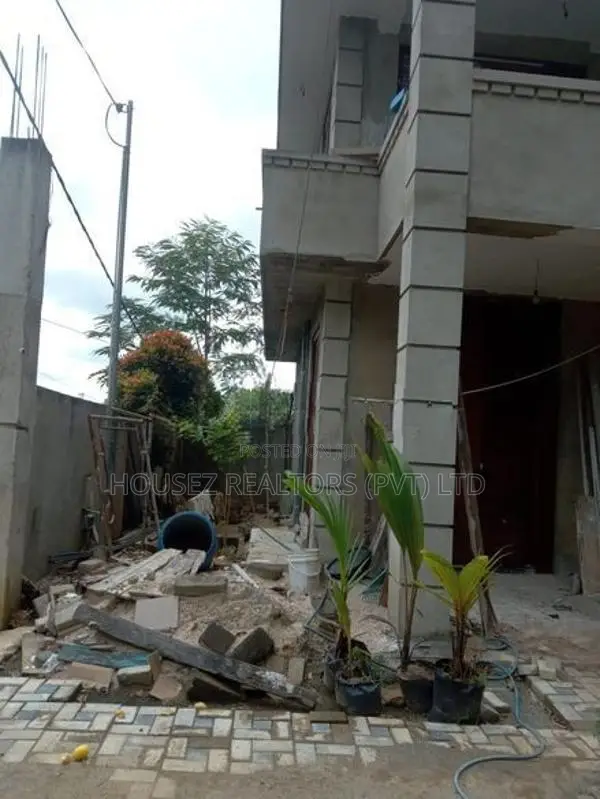 Brand-New Luxury 2-Storey House for Sale – Horana