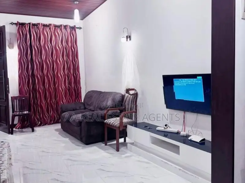 Single Storey House for Sale in Wellampitiya