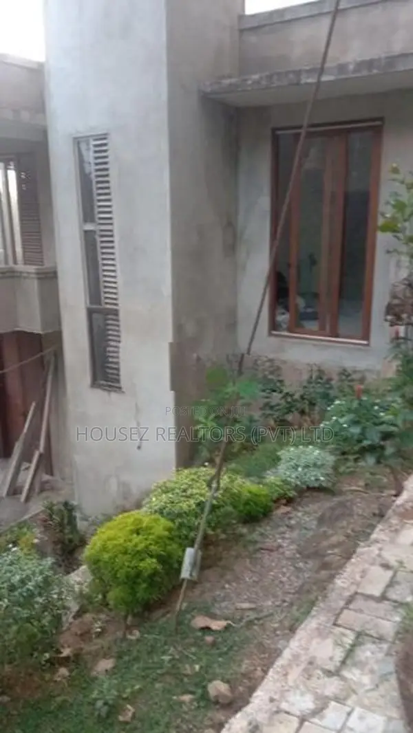 Brand-New Luxury 2-Storey House for Sale – Horana