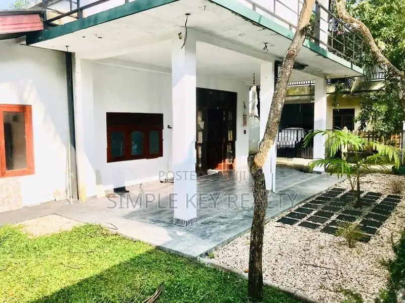 Thalawathugoda Hokandara Valuable Two Storey House for Sale