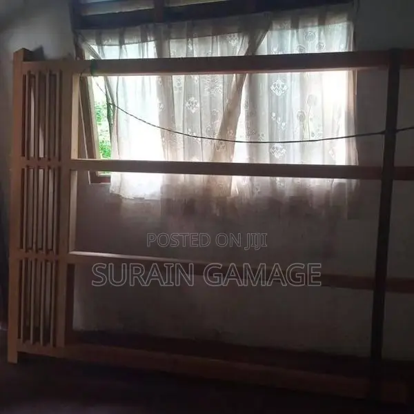 නාගොඩ පිහිටි දෙමහල් නිවසක්