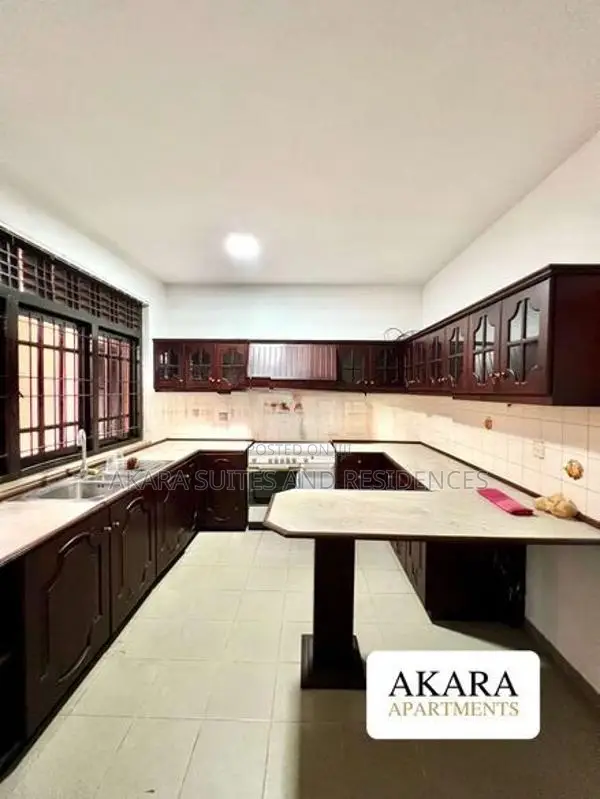 3,500 Sq.ft - Commercial House for Rent in Colombo 08 CP53633