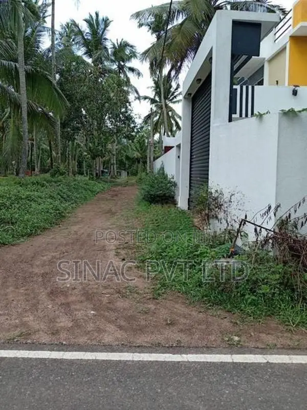 Land Blocks for Sale Negombo – Mirigama Main Bus Route