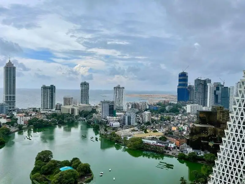 Apartment For Sale in Colombo 02