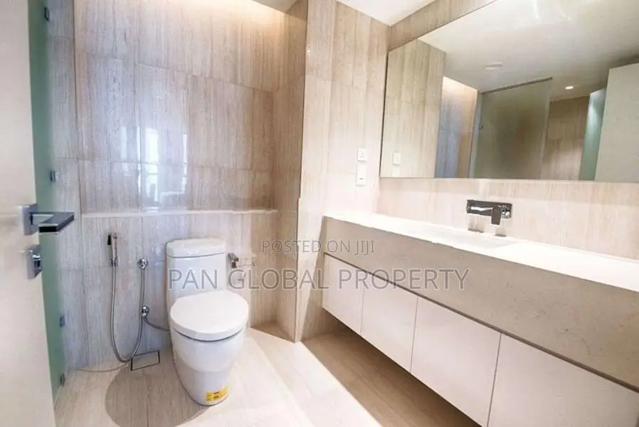 Apartment For Sale in Colombo 02
