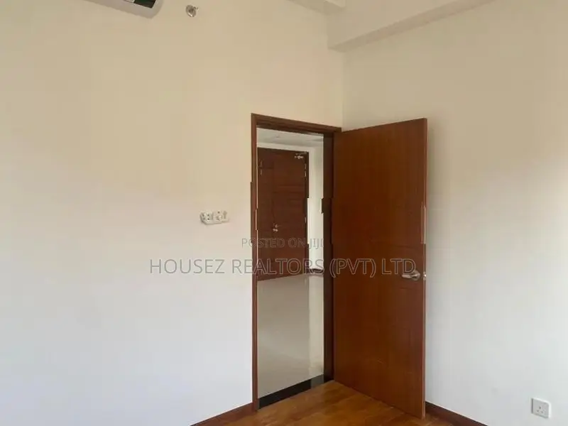 Brand-New 2-Bedroom Apartment for Rent – Thalawathugoda