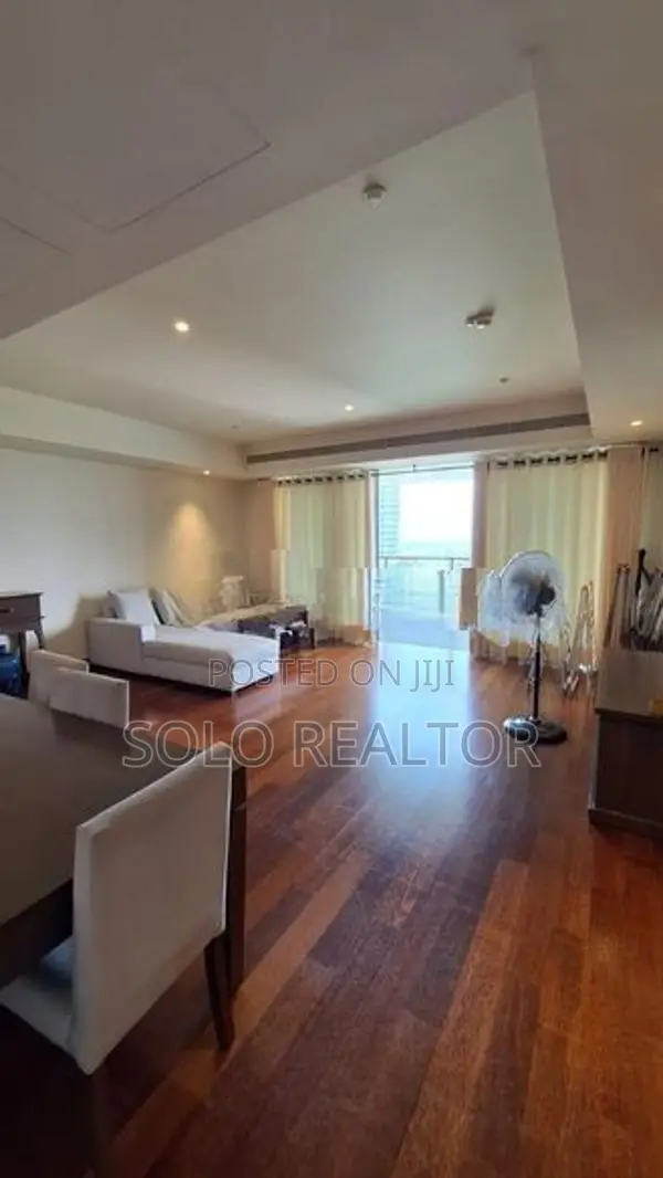 Fully Furnished 3 Br Residence for Sale at Cinnamon Life Colombo 02