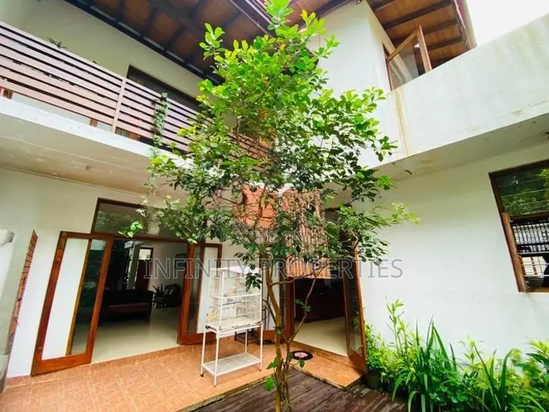 (SP39) 03 Story Luxury House With 22 P Sale in koswatha Nawala
